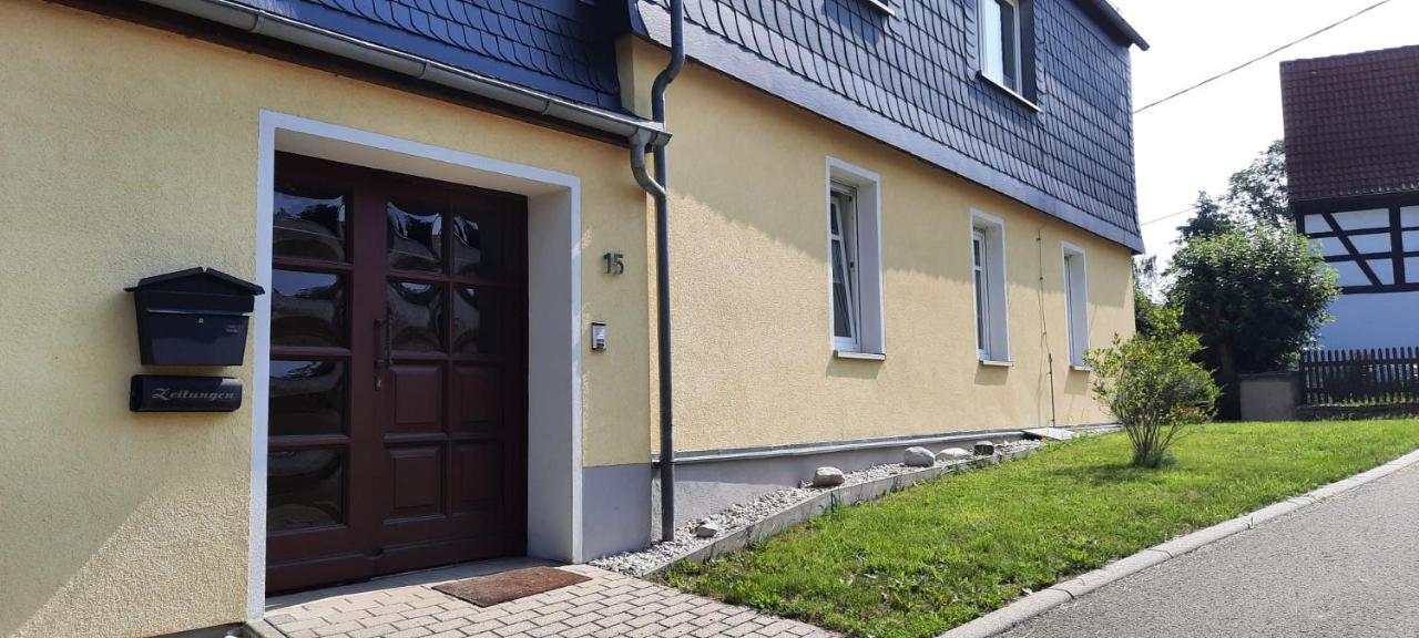 Fewo Zur Alten Schule Weckersdorf المظهر الخارجي الصورة